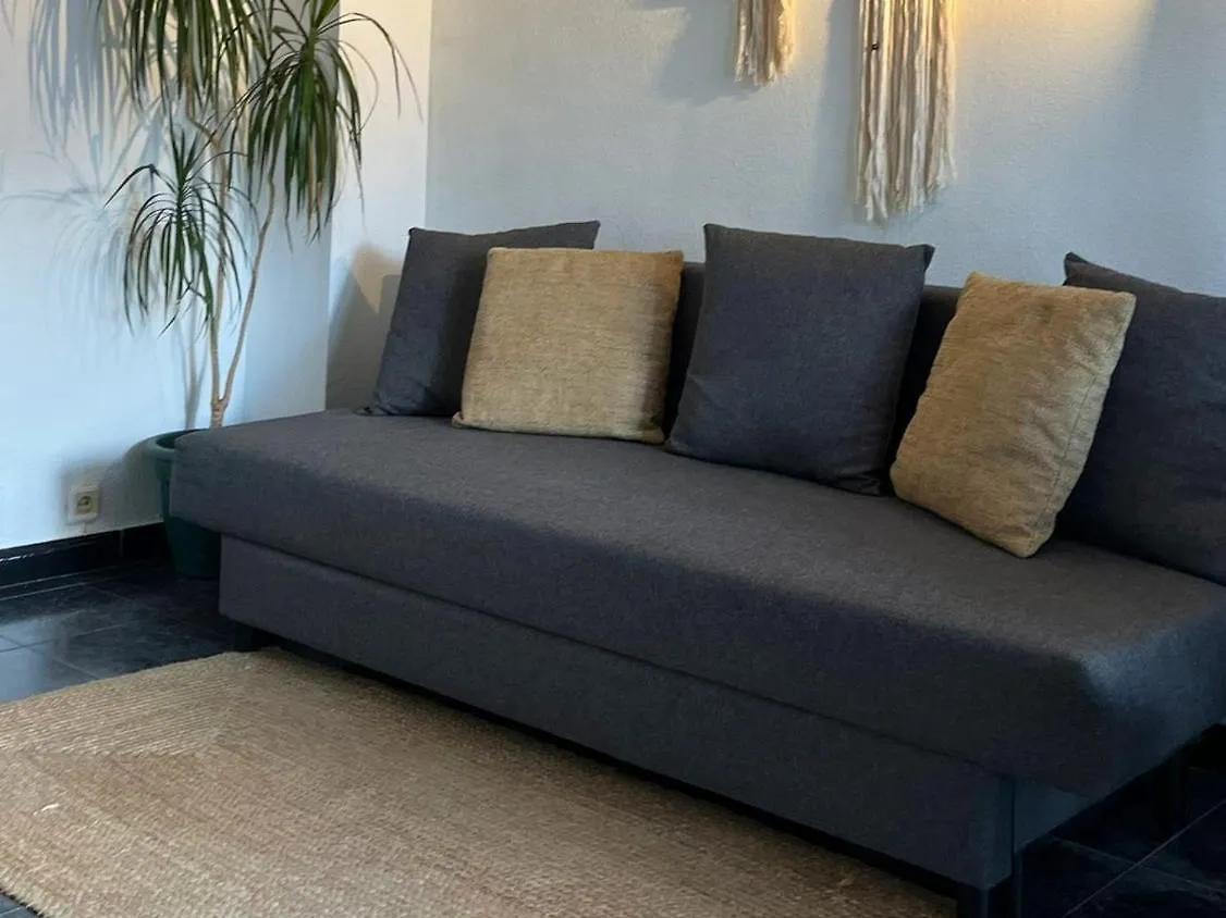 Estudio Leyda En Benalmádena 0*,